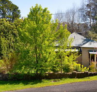 Hepburn Springs Hideaway - Tourism Caloundra