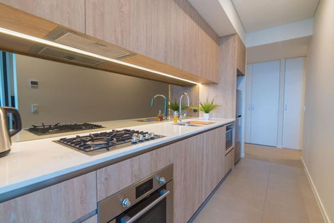 High End Living In Brisbane City - Tourism Caloundra 3