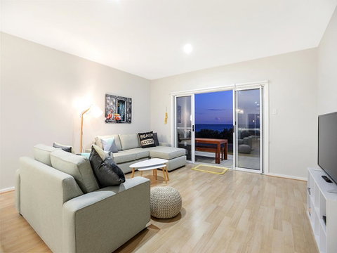 High Tide - Wallaroo Beachfront Property - Pet-Friendly - Tourism Caloundra 3