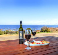High Tide - Wallaroo Beachfront Property - Pet-Friendly - Tourism Caloundra