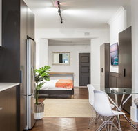 High-End Studio Near Parks Theatres and Dining - Tourism Caloundra