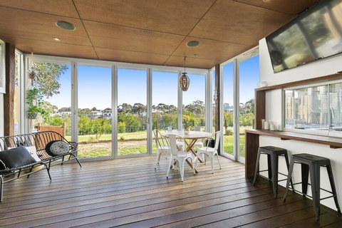 Highlander Haven 15 - Tourism Caloundra 1
