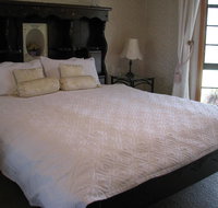 Hill Top Country Guest House - Tourism Caloundra