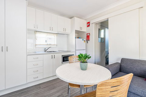 Holiday Haven Burrill Lake - Tourism Caloundra 1