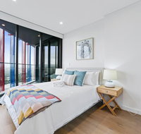 HomeHotel-Luxury Home High Rise with View. - Tourism Caloundra