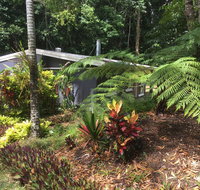 Honeybee House - Tourism Caloundra