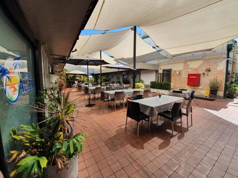 Hotel Allen - Tourism Caloundra 1