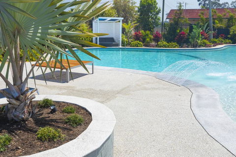 Hotel Forster - Tourism Caloundra 1