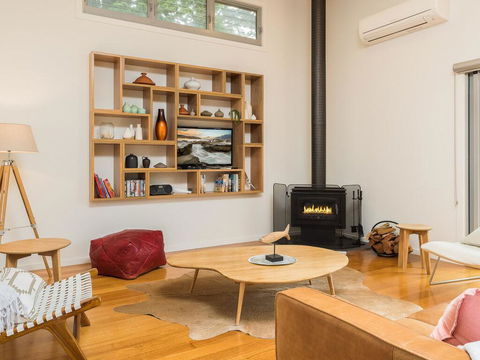 Island Pearl - Tourism Caloundra 2