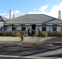 Ivy on Glenelg - Tourism Caloundra