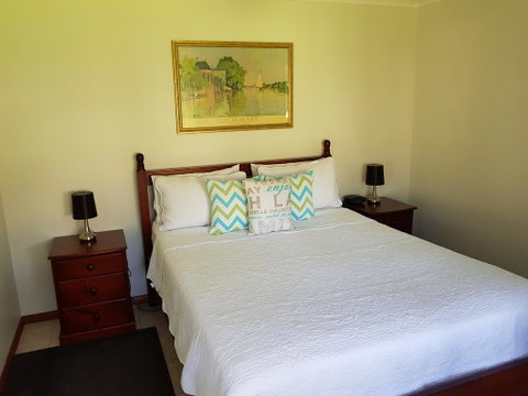 Jervis Bay Blue - Vincentia - Tourism Caloundra 3