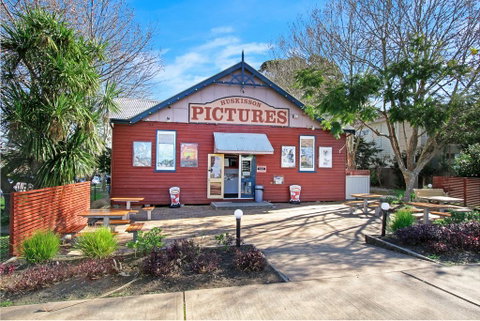 Jervis Bay Waterfront - Tourism Caloundra 2