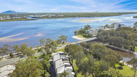 Jungle River Home - Tourism Caloundra 1