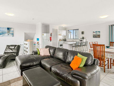 Kahakai - Tourism Caloundra 1