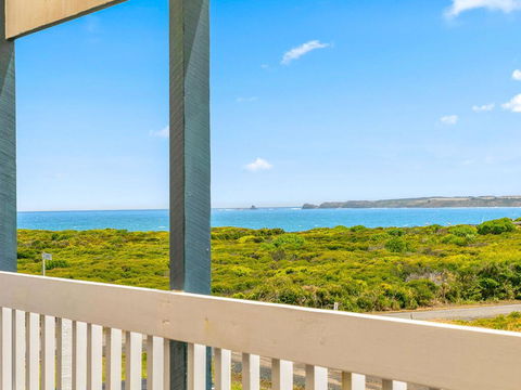 Kahakai - Tourism Caloundra 0