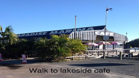 Kanandah 5 - By The Lake! - Tourism Caloundra 3