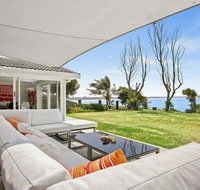 Karelda - absolute waterfront pet friendly property - Tourism Caloundra