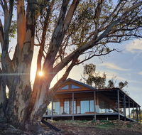 Kestrel Nest EcoHut - Tourism Caloundra