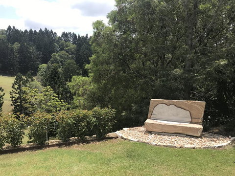 King Ludwigs Cottage - Tourism Caloundra 2