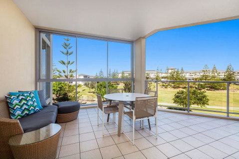 KINGSCLIFF COAST CULTURE 1208 - Tourism Caloundra 0