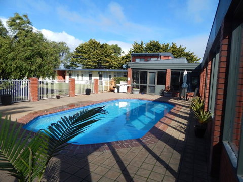 Kingston Lobster Motel - Tourism Caloundra 3