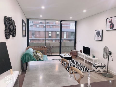 KOZYGURU WATERLOO KOZY 2 BED APT 10MIN TO CBD NWA005-2402 - Tourism Caloundra 0