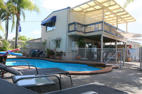 Kyamba Court Motel - Tourism Caloundra 2