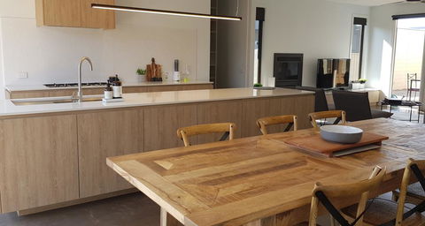 Laguna - Tourism Caloundra 3