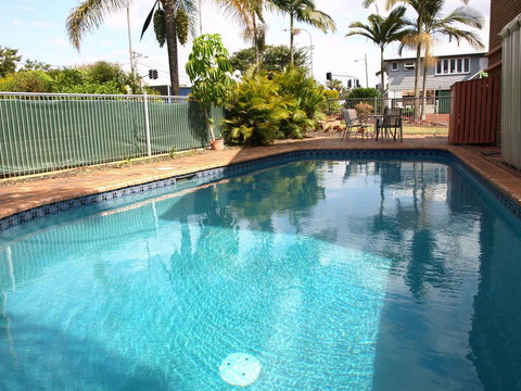 Lancaster Court Motel - Tourism Caloundra 2