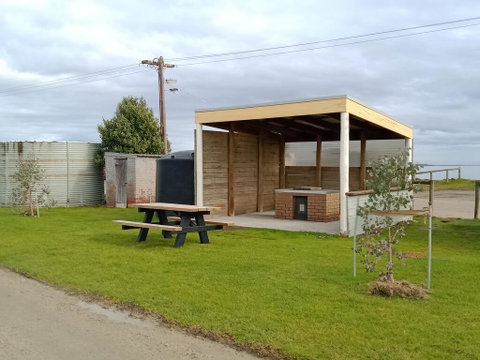 Lang Lang Caravan Park - Tourism Caloundra 0