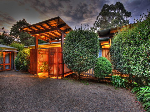 Laurels - Tourism Caloundra 0