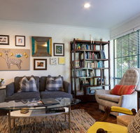 Lauren's Place - Tourism Caloundra