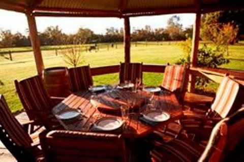 Lazy River Boutique Bed & Breakfast - Tourism Caloundra 1