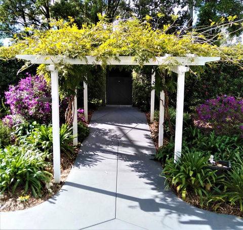 Linda's Place B&B - Tourism Caloundra 2