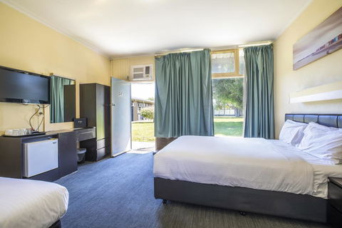 Links Hotel - Tourism Caloundra 3