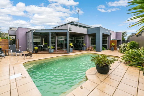 Links Idyllic Break 16 - Tourism Caloundra 0