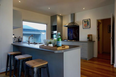 Lumeah - Tourism Caloundra 0