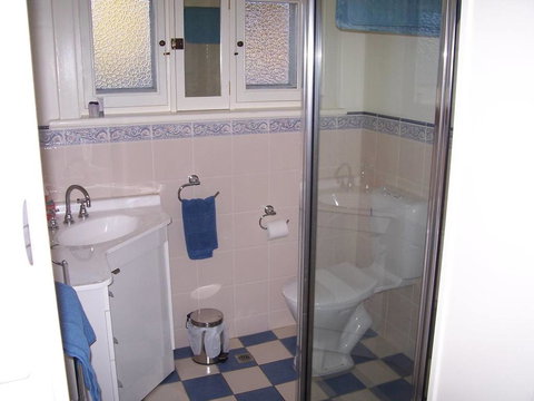 MacDonnell House Naracoorte - Tourism Caloundra 0