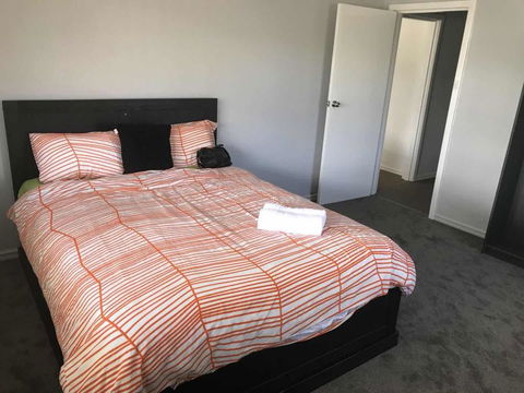 Maddington House Unit A - Tourism Caloundra 1