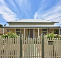 Maeville Cottage - Tourism Caloundra