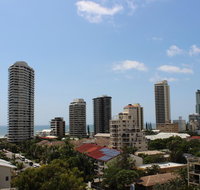 Main Beach Apartment at The Meriton - Tourism Caloundra