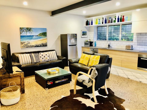 Malibu Apartment - Peregian Beach - Tourism Caloundra 1