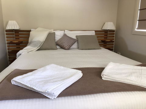 Mallow Cottage - Tourism Caloundra 2
