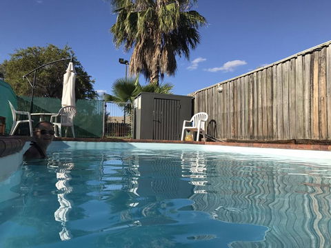 Mandalay Motel - Tourism Caloundra 3