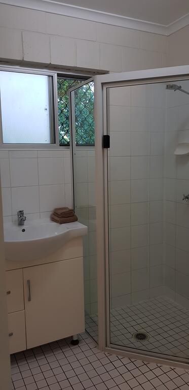 Mango Tree Motel - Tourism Caloundra 3