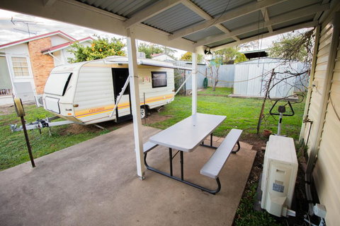 Manilla Cottage - Manilla NSW - Tourism Caloundra 1