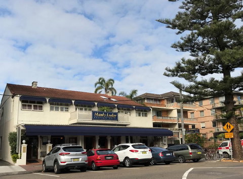 Manly Lodge Boutique Hotel - Tourism Caloundra 0