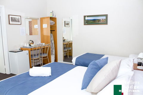 Mansfield Travellers Lodge - Tourism Caloundra 2