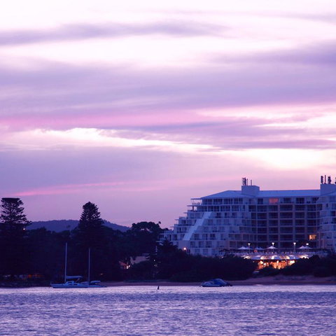 Mantra Ettalong Beach - Tourism Caloundra 3