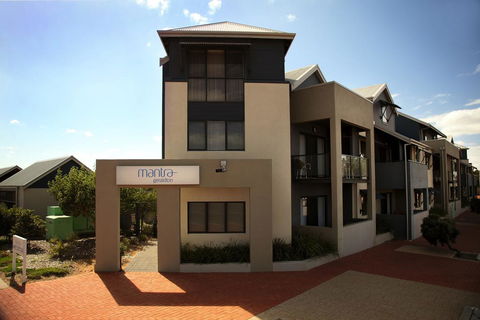 Mantra Geraldton - Tourism Caloundra 0